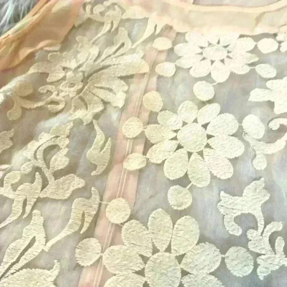 ASTR Floral Blush Cream Sheer Panel High Neck Tank Top, S - Picture 6 of 9